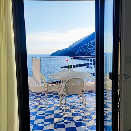 Dom wakacyjny Amalfully Boutique - A Seaview Gem